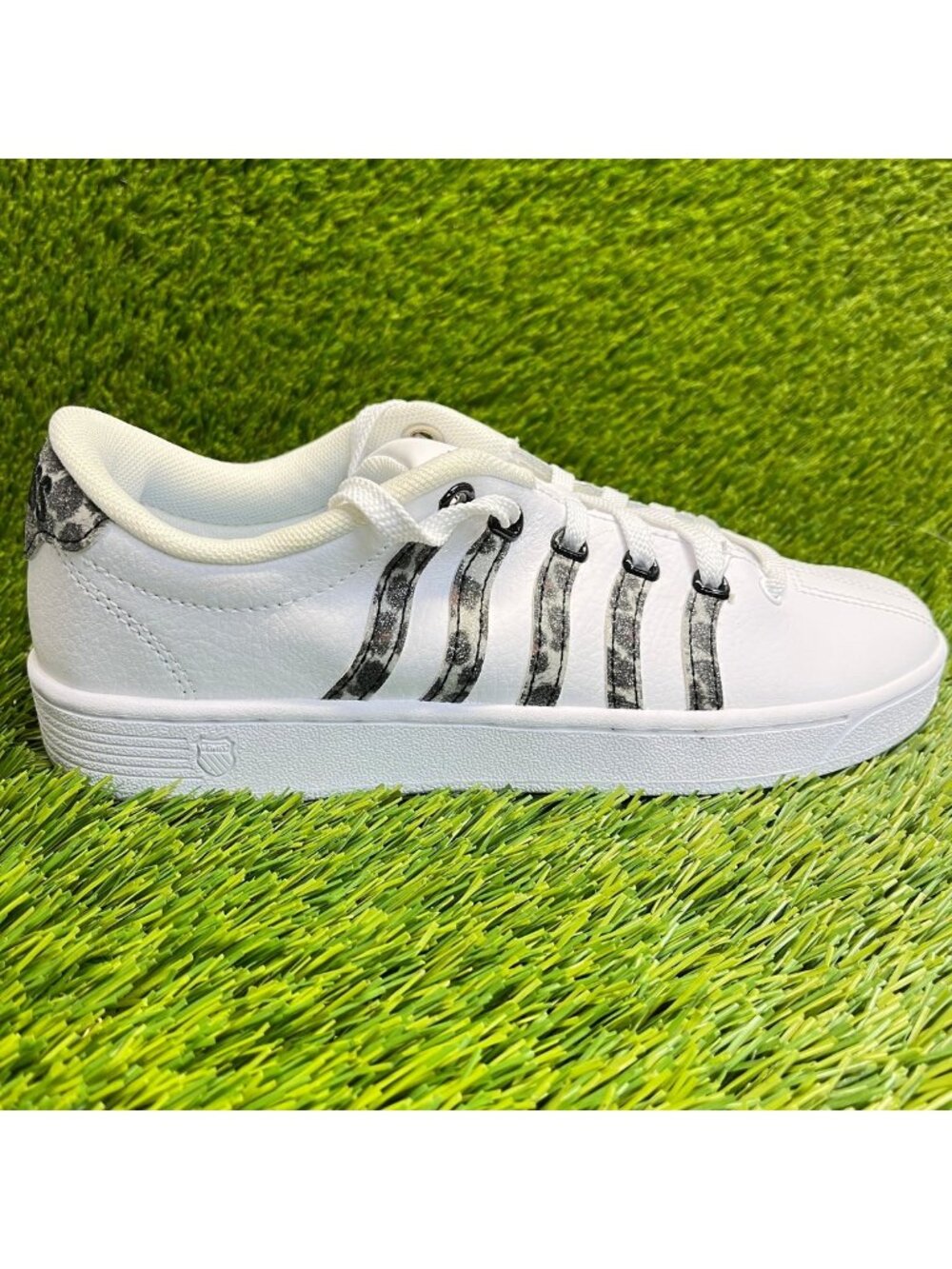 K-Swiss Court Pro II Leopard Womens Size 7 White Black Athletic Shoes Sneakers
